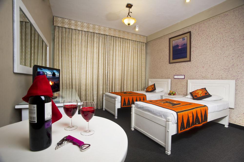 Hotel Omega Regency Colombo Extérieur photo