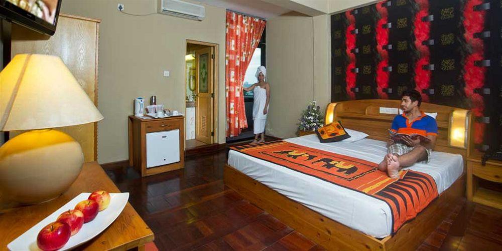 Hotel Omega Regency Colombo Extérieur photo